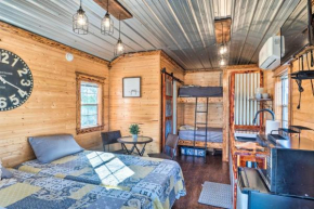 Sunny Catfish Cabin with Views of Toledo Bend